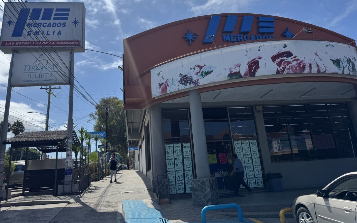 Mercado Emilia Playas de Tijuana